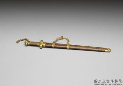 图片[3]-Archaic dagger with agarwood sheath and pearl-and-turquoise inlay, Qing dynasty, Qianlong reign (1736-1795)-China Archive